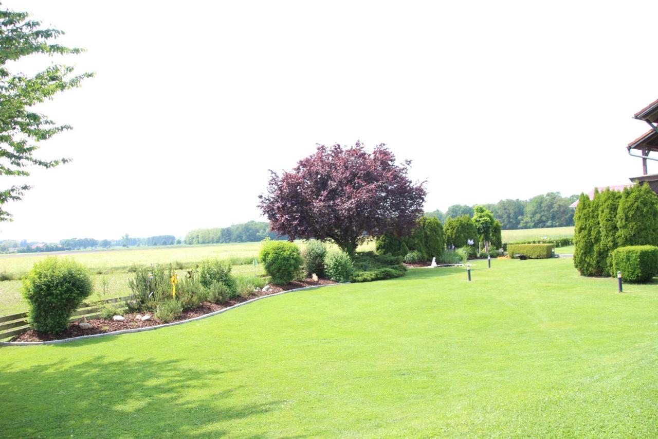 Erwachsenen Aparthotel Naturidyll - Der Wieserhof Bad Füssing Extérieur photo